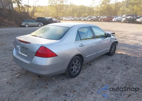 2007 Honda Accord 2.4 Lx из США, поврежденный, VIN 1HGCM56427A171038